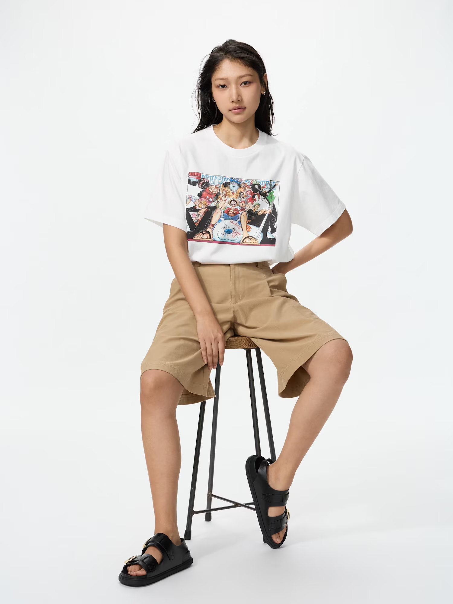 Sueisha x Uniqlo - One Piece Modelo 1 B