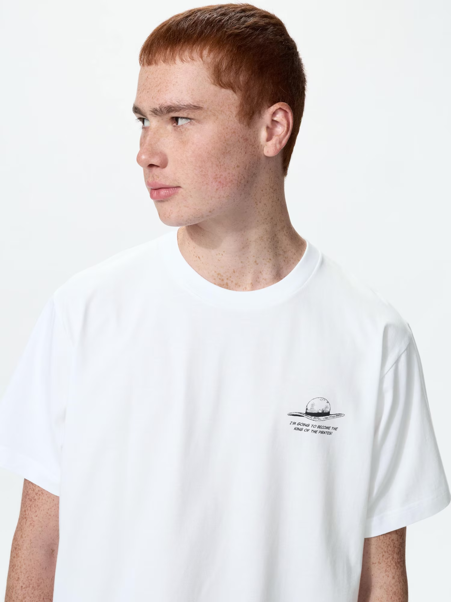 Sueisha x Uniqlo - One Piece Modelo 4 B